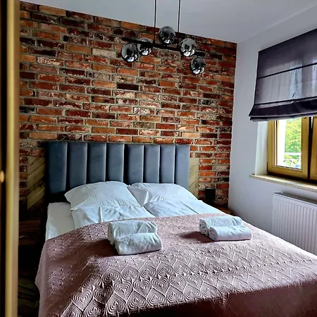 Kilinskiego 17a 스클라르스카포렘바